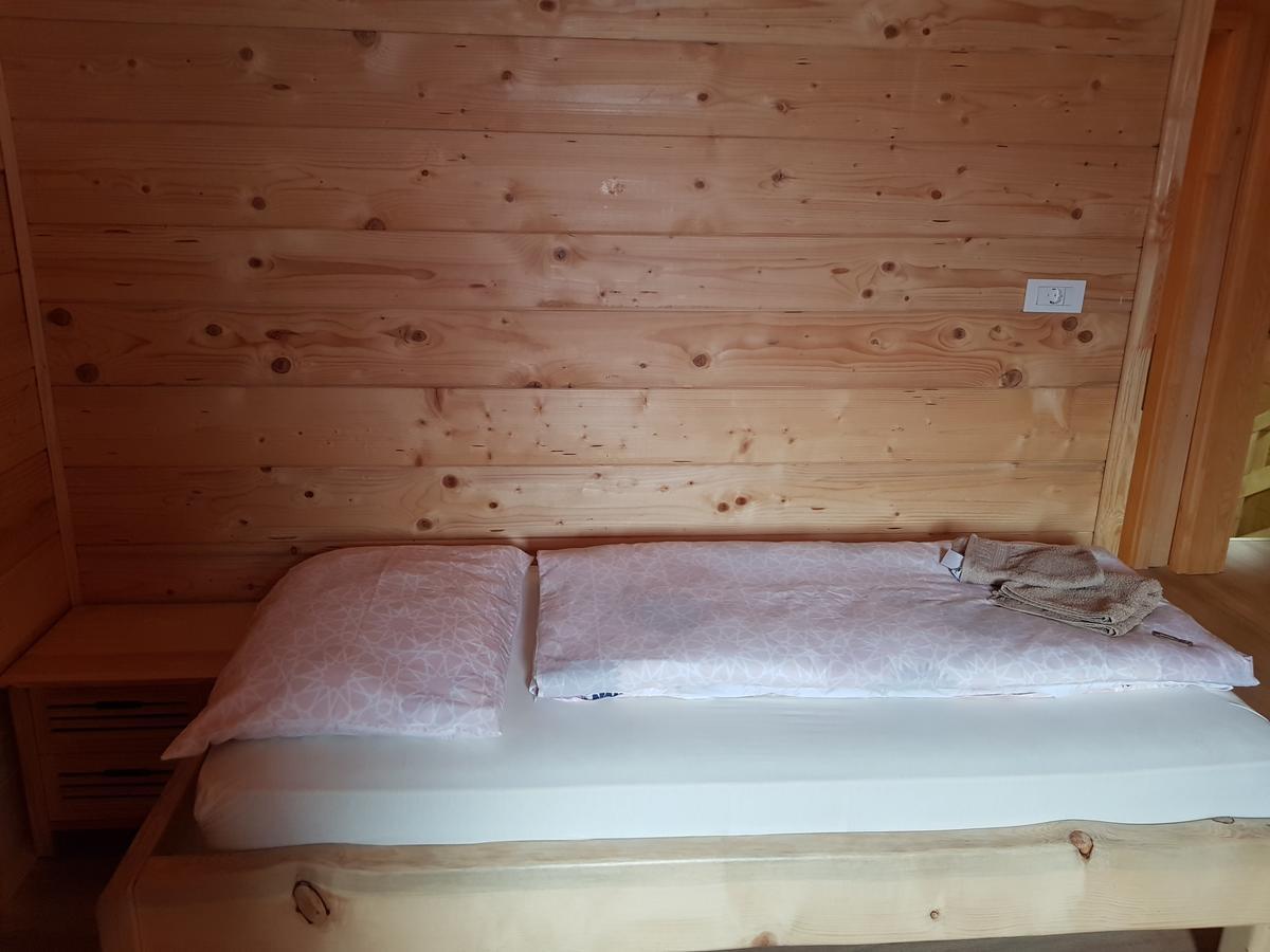 Koca Na Talezu Bed & Breakfast Ribno Dış mekan fotoğraf
